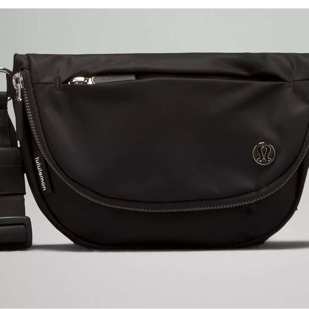 2L lululemon bag